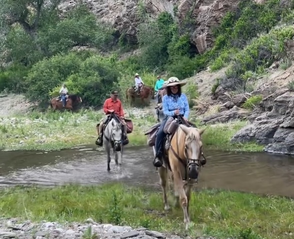 Geronimo Trail Guest Ranch horseback ride